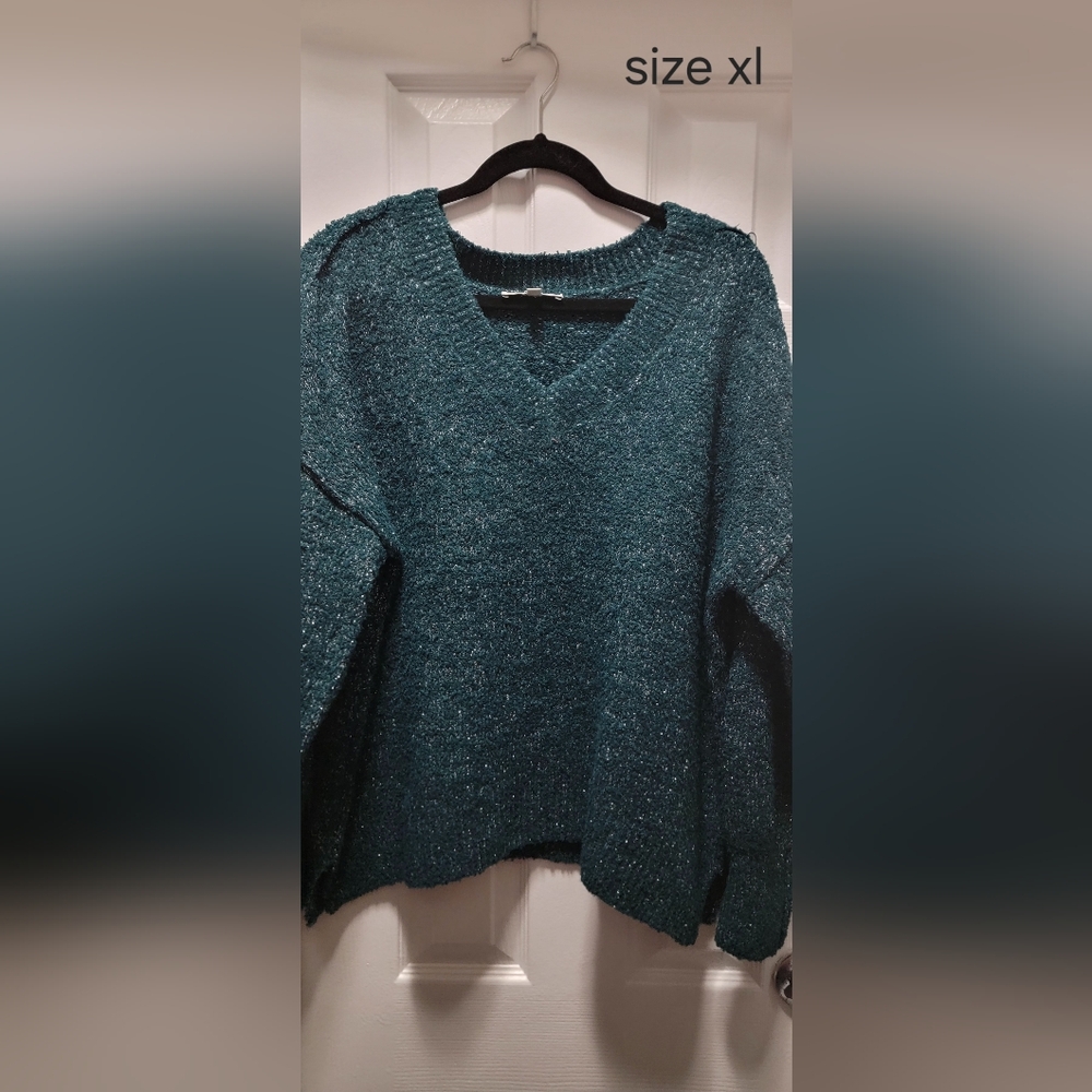 Francesca's Collections Deep Teal V-Neck Sweater
